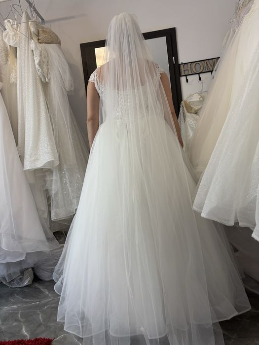 Rochie de mireasa stil printesa