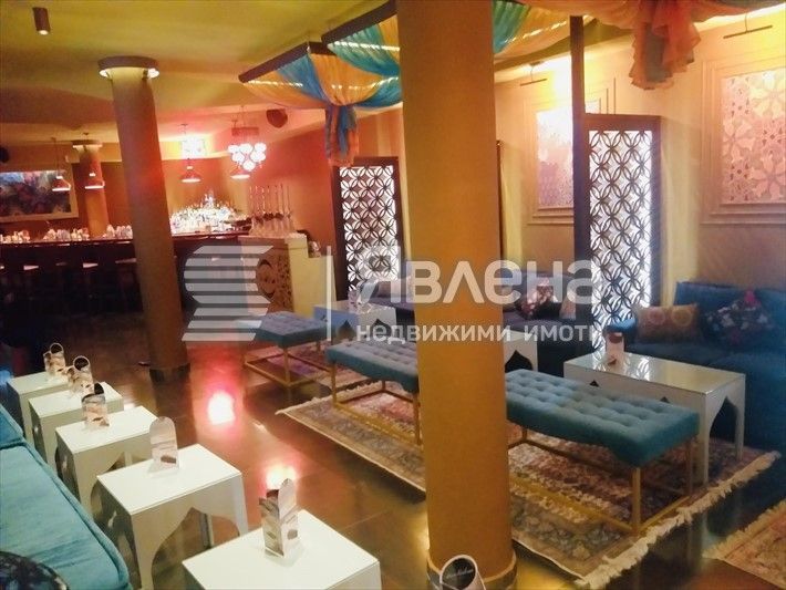 Инвестиционен имот в идеалния център на Варна!