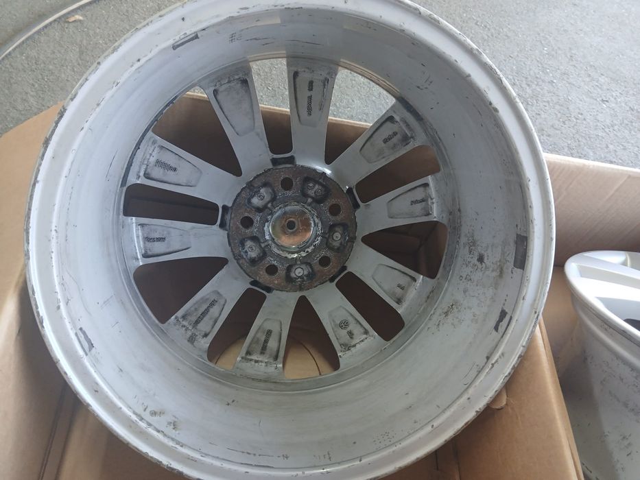 Jante aliaj originale VW Passat Golf Tiguan Caddy - 5x112 R17