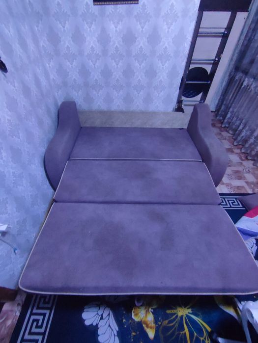 Продам диван в хорошем состоянии