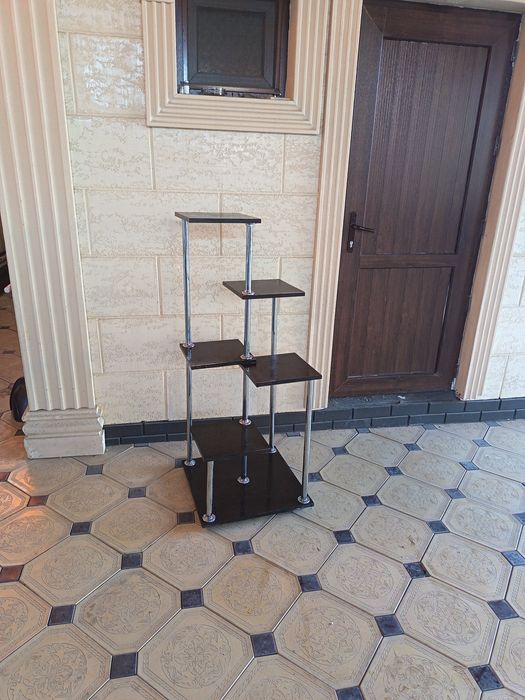 Полка для цветов