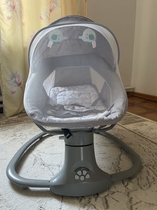 Качеля Mastela. Электронный шезлонг