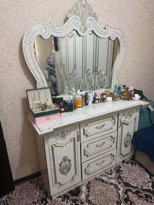 Mebel va oshxona jihozlari