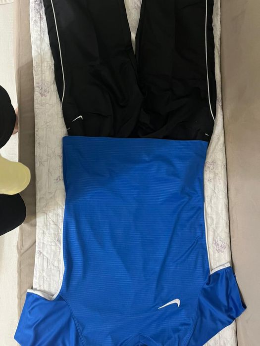 Найк футболка и брюки