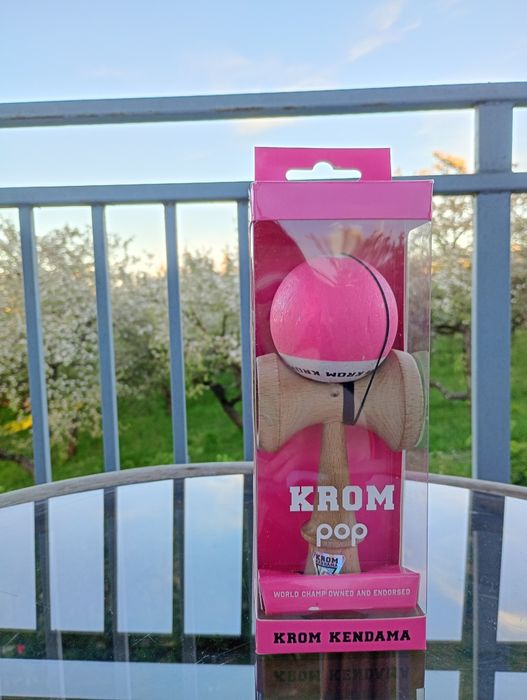 Kendama Krom Pop