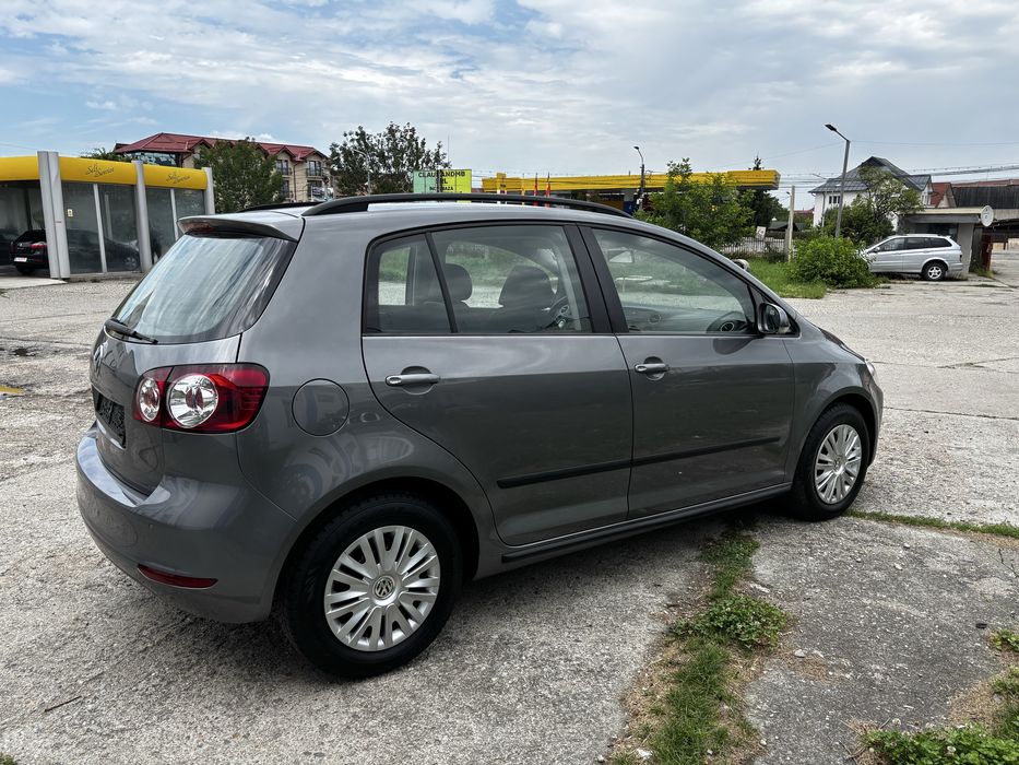 Volkswagen 6 plus 1.4 benzina euro 5 an 2012
