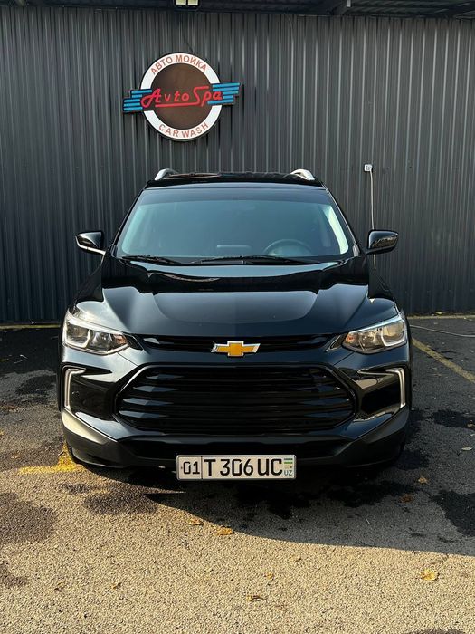 Chevrolet Tracker sotiladi