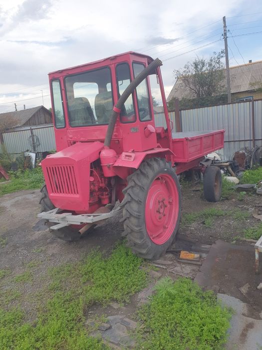Поодам Трактор т16