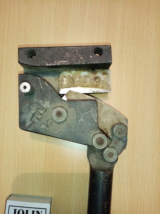 Продам рычажные ножницы!