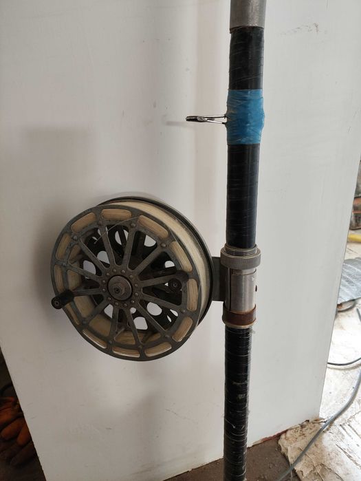 Продам удочку на крупную рыбу.