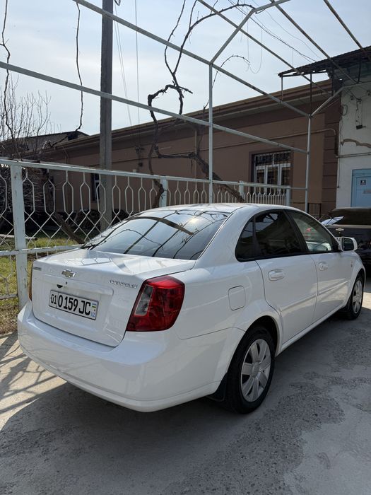 Chevrolet Gentra 2015 AT 1 yevro