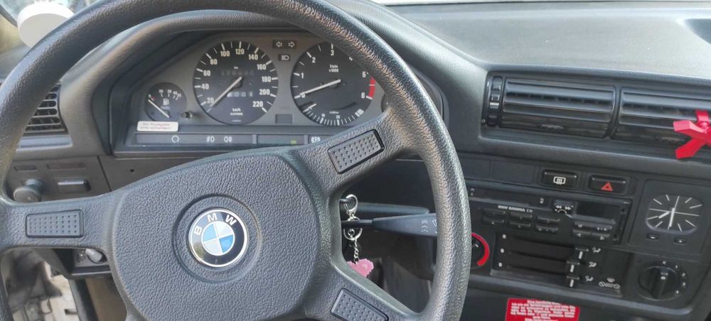 BMW 324d E30 2.4D
