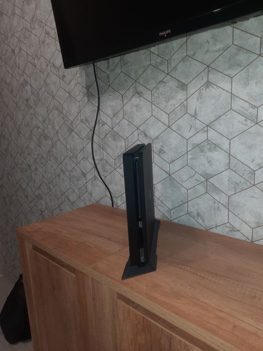 Vand playstation 4 slim ultima generatie