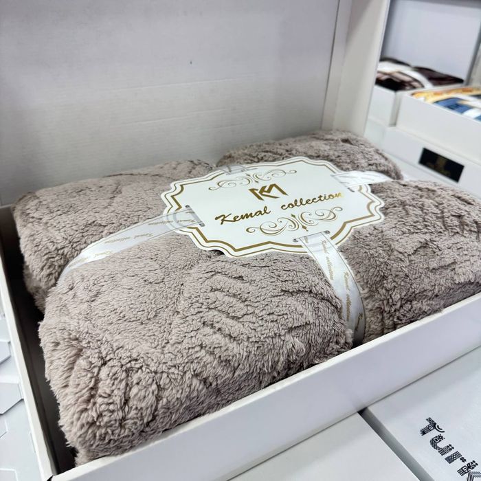 Момик зимний плед 2 спалка в подарочной  коробке + сумка