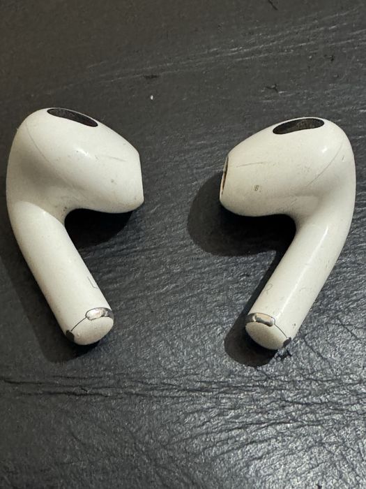 Продаются Apple AirPods 3