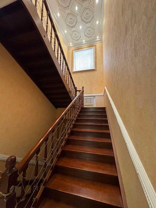 Продажа 2-этажного дома