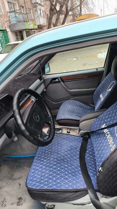 Мерседес бенз Е230