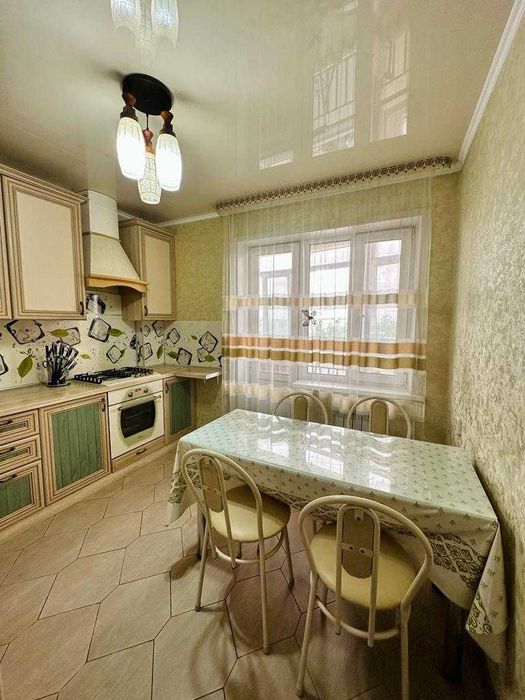 Продается 2-ком кв район 8-школа