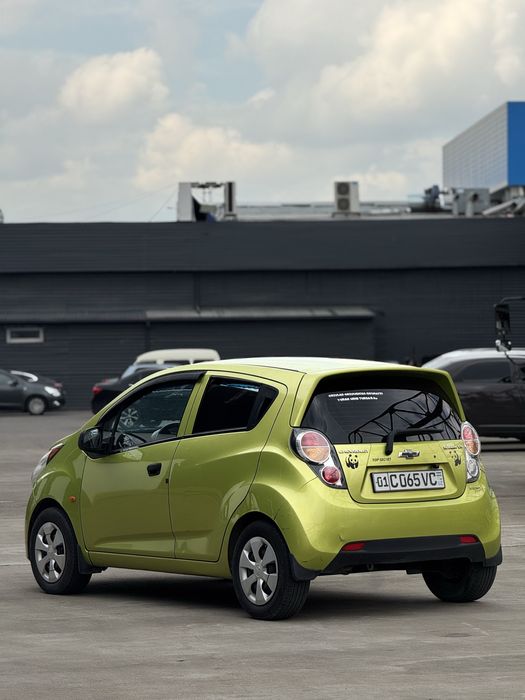 Chevrolet Spark 2010 — 3