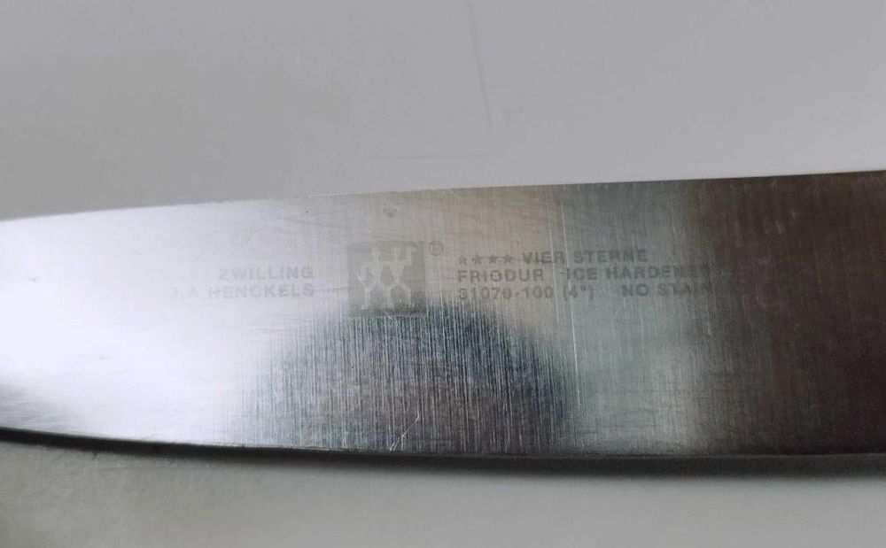 Cutit Zwilling pentru decojit legume, copii