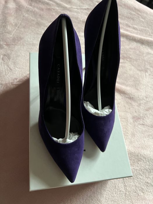 Pantofi CASADEI din piele, nepurtati.