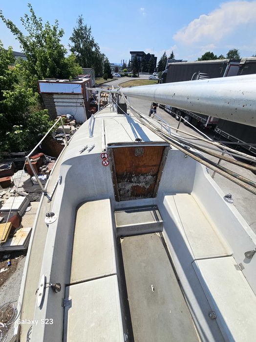 Ветроходна яхта "