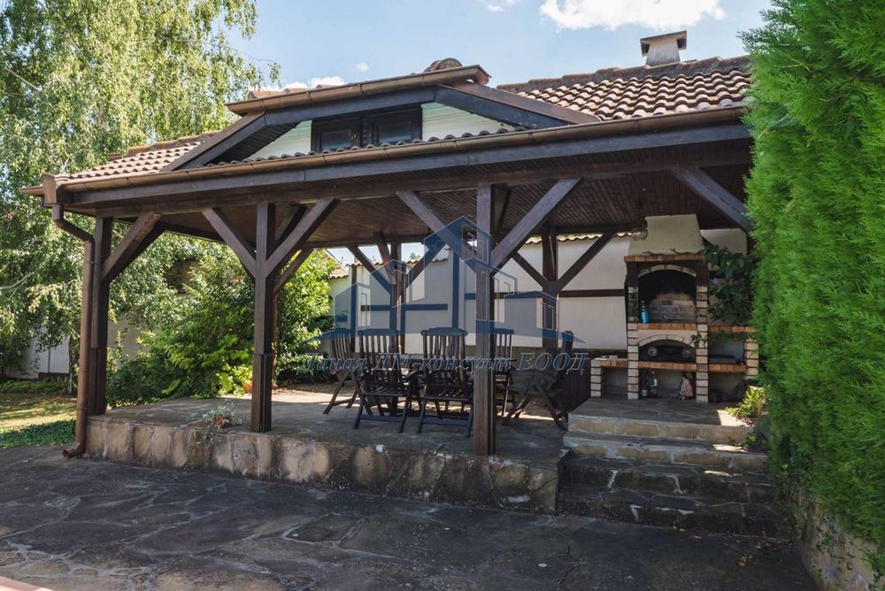 Продава се Къща в с. Мадара, Област Шумен - 1550 кв.м за 368 €/кв.м - Снимка #11