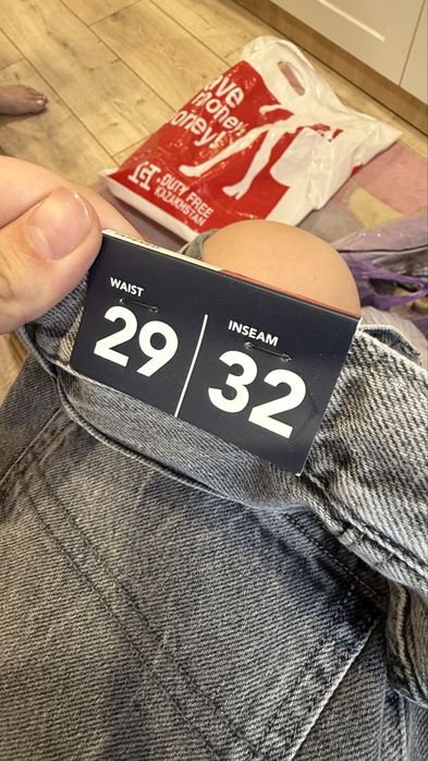 Продам джинсы Tommy Hilfiger оригинал