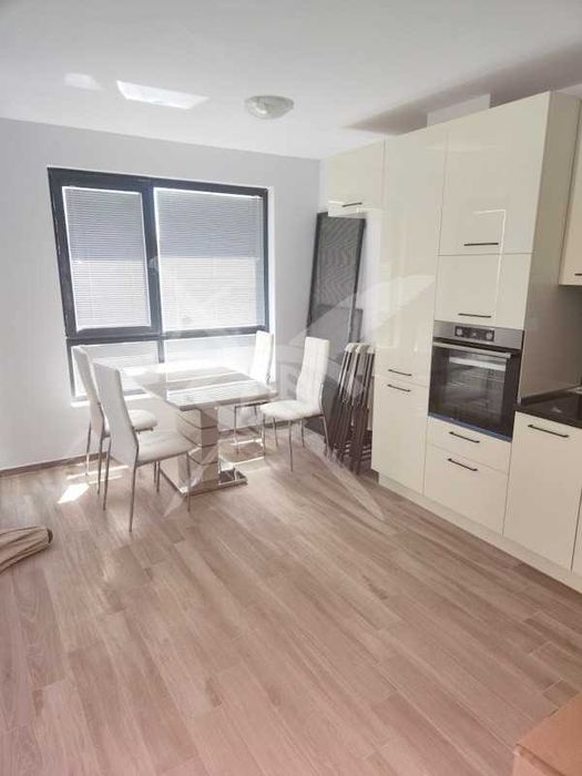 Продава се Тристаен апартамент в Бургас, Сарафово - 104 кв.м за 2010 €/кв.м - Снимка #2