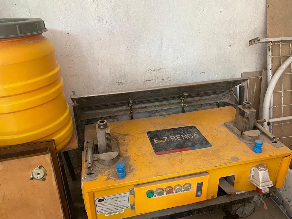 Стройтнльный инструмент для стройки