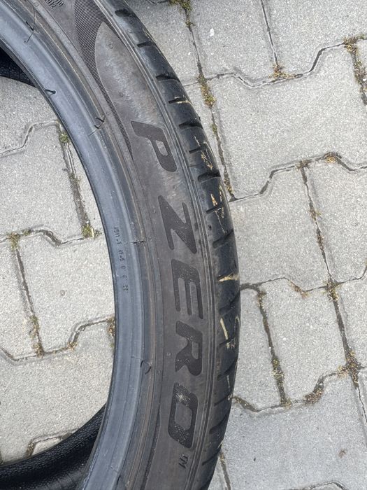 2 бр Почти Нови летни Гуми Pirelli PZ4 255/35/20 NA1 DOT2025