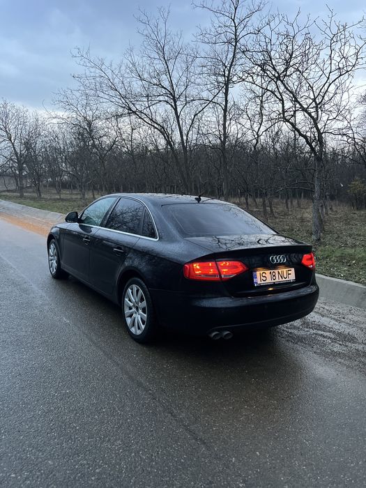 Vand Audi A4 B8 dreapta