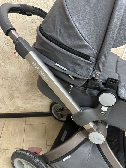 Продаю детскую коляску