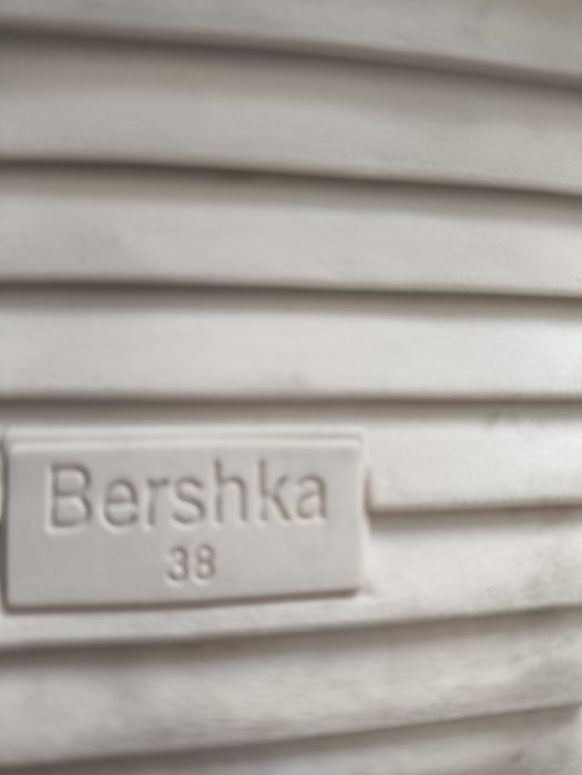 Импортная обувь bershka, Zara по 100000 сум