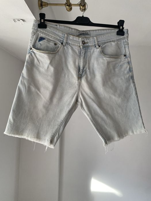 Pantaloni scurti pull&bear