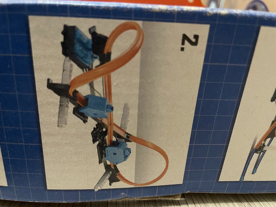 Hotwhells track builder в отличном состоянии