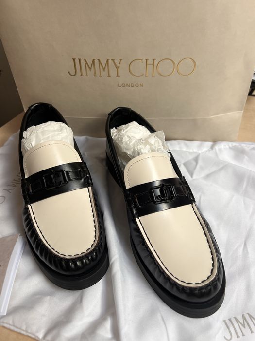 Jimmy Choo flats NOI