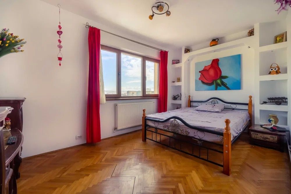 Apartament 3 camere, 79 mp, Micro III