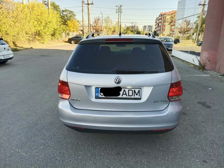 Volkswagen Golf 2009 diesel, 2.641 € — imagine 3