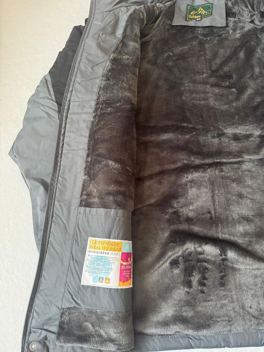 Зимняя куртка темно-синий