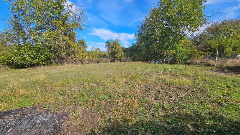 Продава се Парцел в Разград, Промишлена зона - Запад - 890 кв.м за 20 €/кв.м - Снимка #1