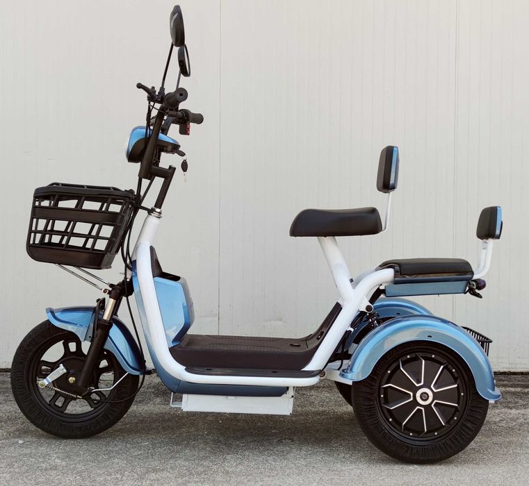 Електрическа триколка EcoWay М31 син цвят 500W задно задвижване