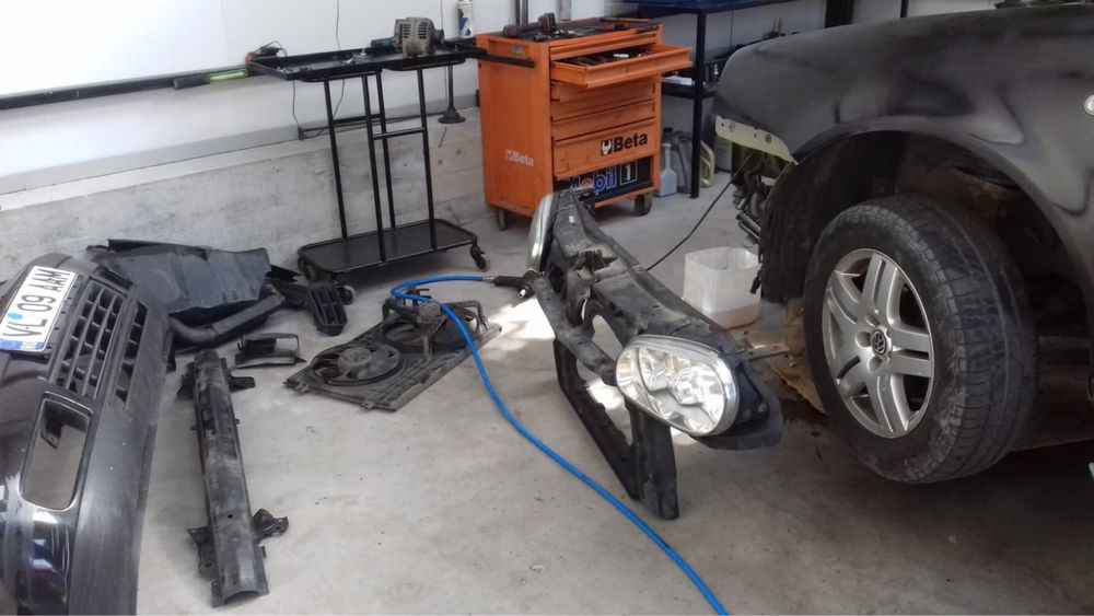 Vand golf 4 1.4 benzina