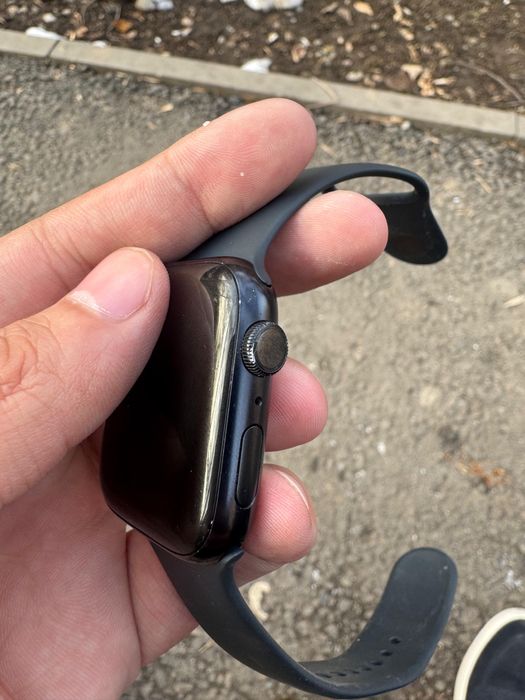 Apple watch series 8