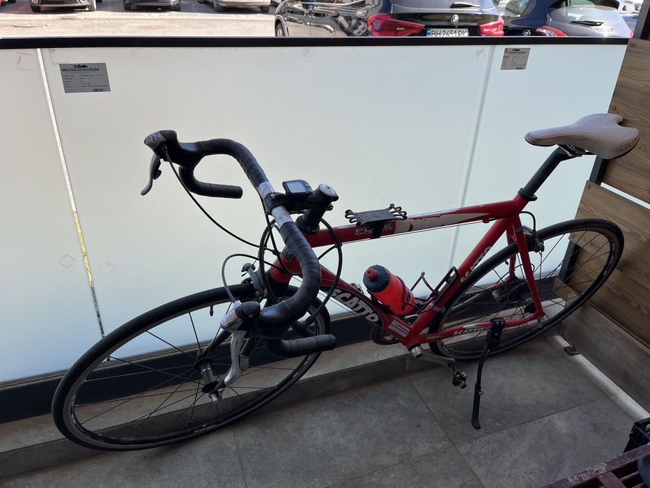 Vând Bicicletă Cursieră Scatto