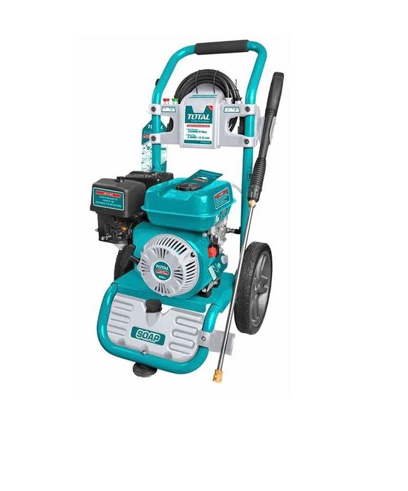 Inchiriez aspirator Karcher injectie-extractie/Aparat spălare presiune