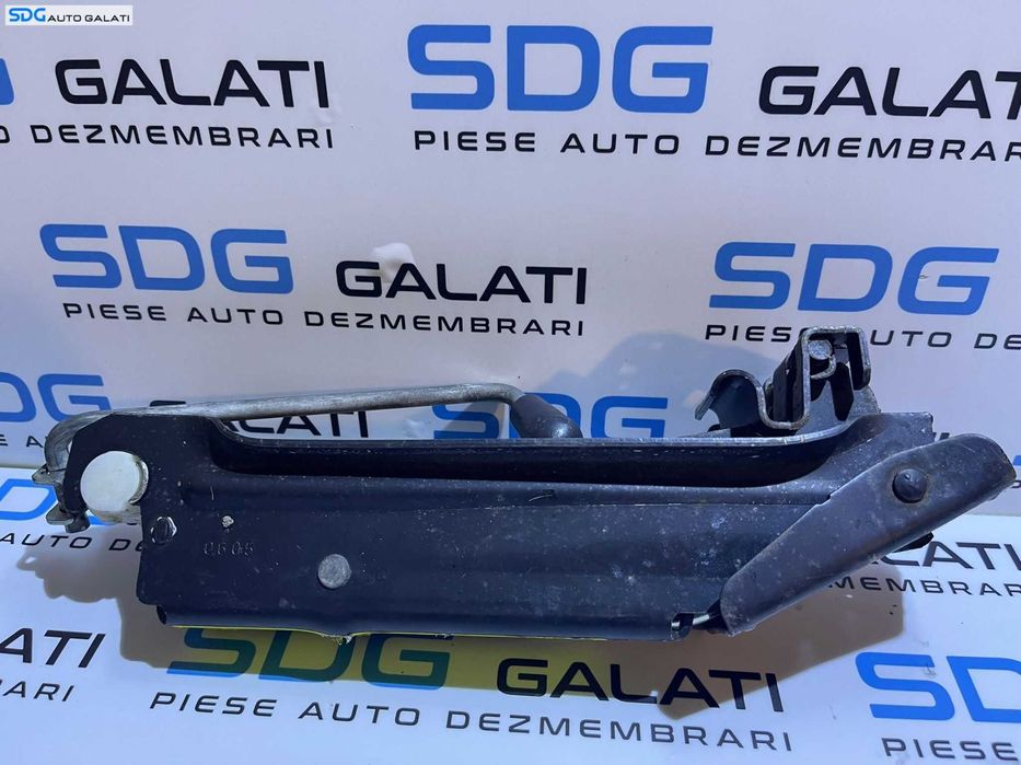 Cric Volkswagen Golf 5 2004 - 2008 Cod 1K0011031C [D0808]
