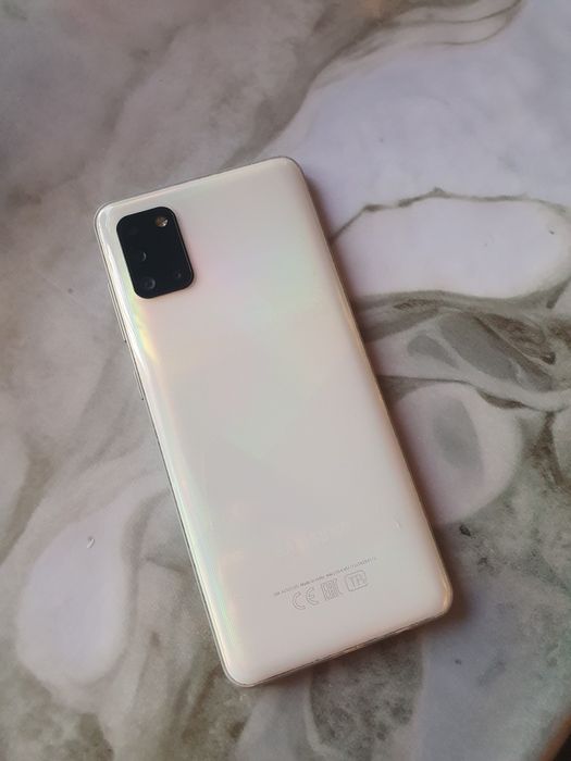 Samsung a 41 продам 17000