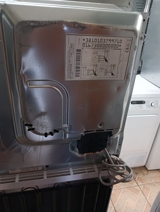 Като нова печка за вграждане Сименс Siemens с две години гаранция!