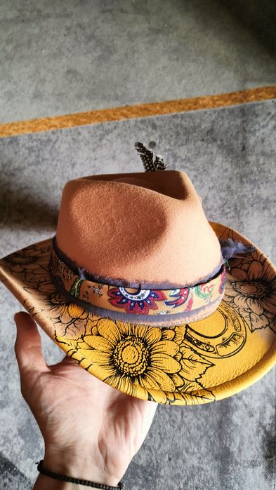 Шляпа ковбойская с дизайном